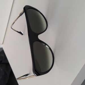 Victoria Beckham NIB sunglasses